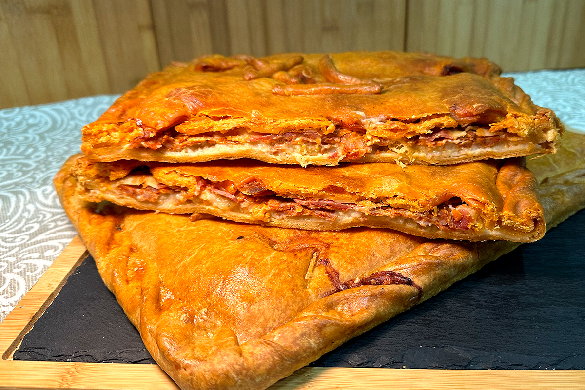 Empanada de chorizo, Bacon y queso